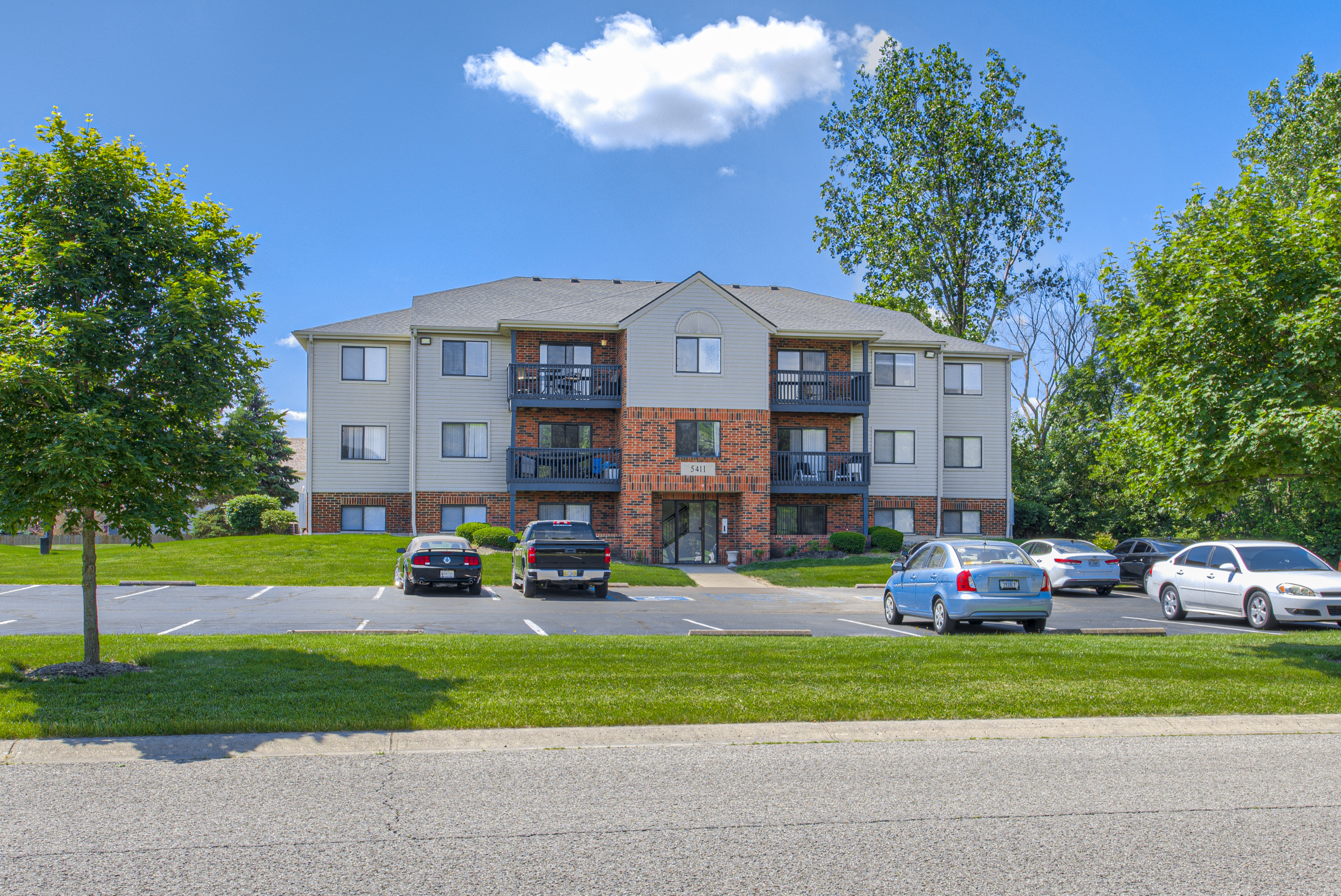 Mill Pond The Multifamily Advisory Group at Cushman & Wakefield